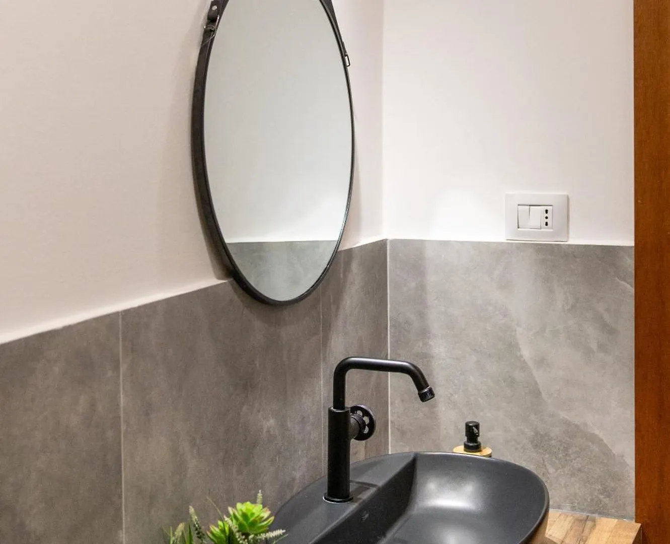 Guest house Stazione Piazza Principe - Affittacamere In Centro Citta Genoa Italy