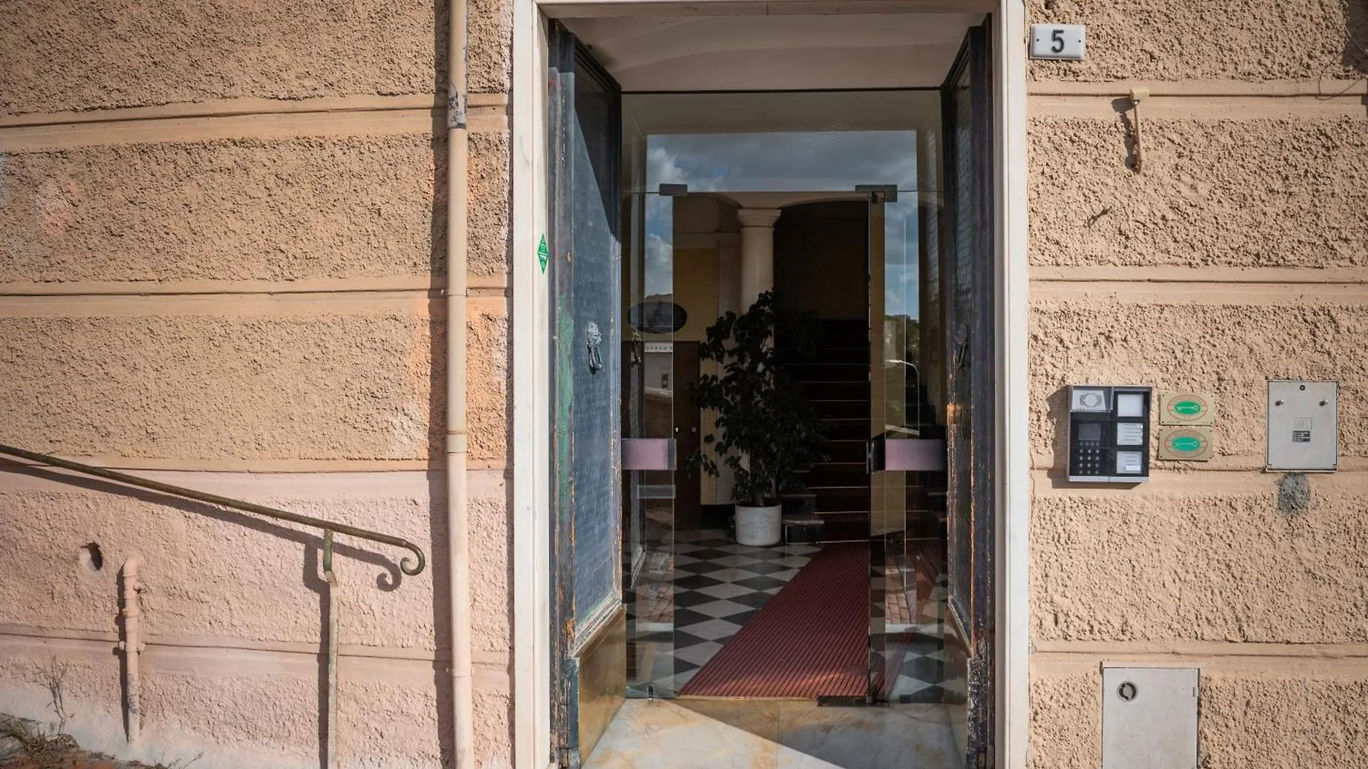 Guest house Stazione Piazza Principe - Affittacamere In Centro Citta Genoa